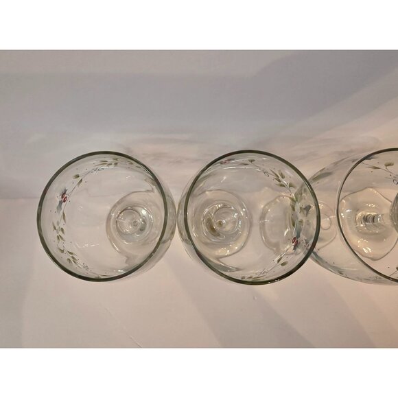 Set Of 4 Pfaltzgraff Winterberry Holiday Berry & Leaf Water Goblets - Picture 3 of 4